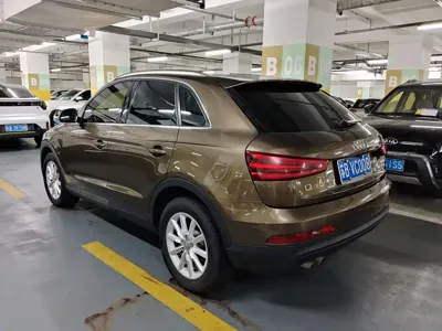 Audi Q3 2015, 90000 км, за 35000 CNY