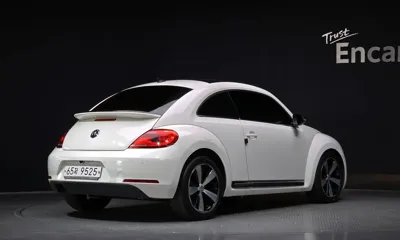 Volkswagen Beatle 2013, 137545 км, за 8900000 KRW