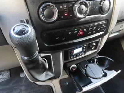 Mercedes-Benz Sprinter 2018, 140000 км, за 30900000 KRW - фото 14