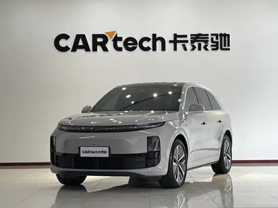 Li Auto Li L6 · 2024 год