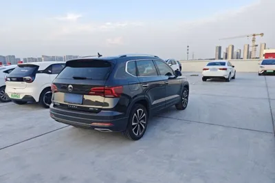 Volkswagen Tharu 2021, 31600 км, за 94716.11 CNY