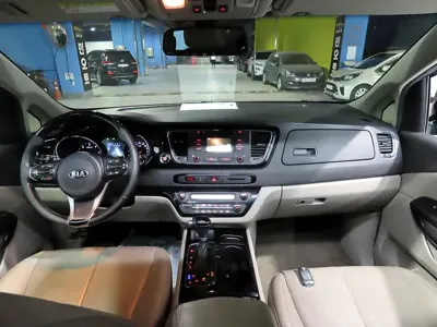 Kia Canival 2016, 206190 км, за 8300000 KRW - фото 7