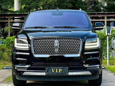 Lincoln Navigator 2020, 120000 км, за 358000 CNY