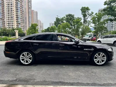Jaguar XJ 2012, 130000 км, за 48800 CNY
