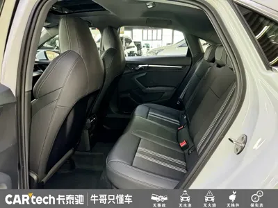 Audi A3 2024, 13000 км, за 130800 CNY - фото 17