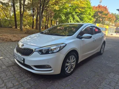 Kia K3 · 2015 год