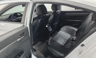 Hyundai Avante 2019, 79352 км, за 9900000 KRW - фото 18