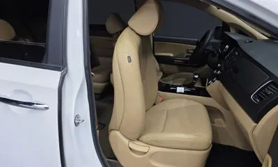 Kia Canival 2019, 90606 км, за 13000000 KRW - фото 11