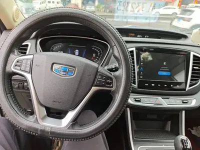 Geely Vision X6 2018, 60100 км, за 21500 CNY - фото 10