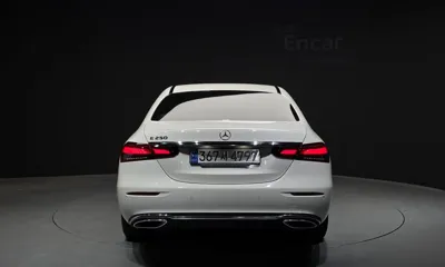 Mercedes-Benz E-Class 2022, 59391 км, за 36400000 KRW