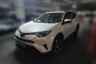 Toyota RAV4 · 2019 год