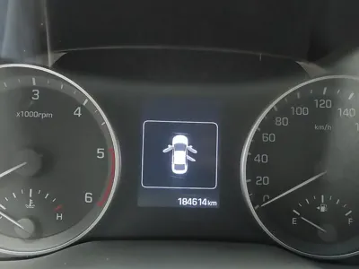 Hyundai Avante 2018, 184612 км, за 3000000 KRW - фото 6