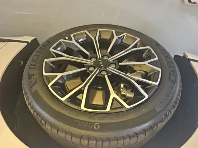 Zeekr 极氪007GT 2025, 18200 км, за 171200 CNY - фото 23
