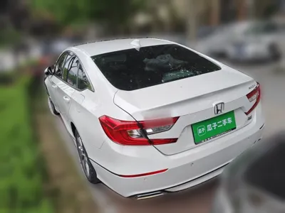 Honda Accord 2018, 140700 км, за 94661.72 CNY