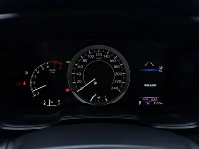 Toyota Corolla 2022, 1000 км, за 109800 CNY - фото 11