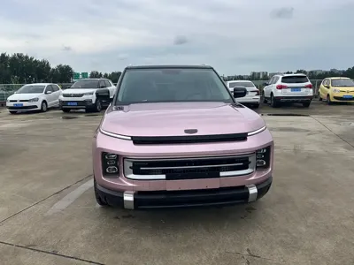 Geely ICON 2022, 20000 км, за 52500 CNY