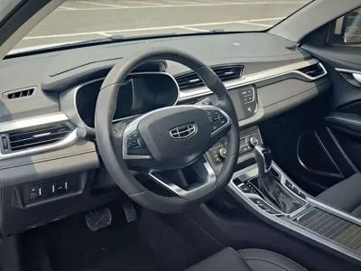 Geely Emgrand 2020, 34000 км, за 29800 CNY - фото 8