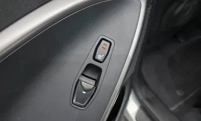 Hyundai Santafe 2016, 59385 км, за 15000000 KRW - фото 17