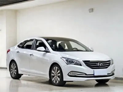 Hyundai Mistra 2016, 100000 км, за 32800 CNY
