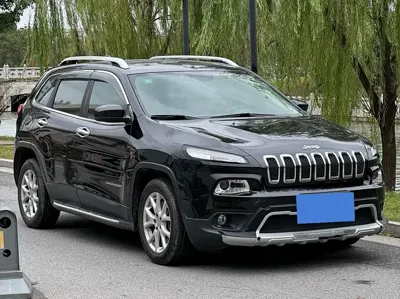 Jeep Cherokee 2017, 72000 км, за 28500 CNY - фото 3