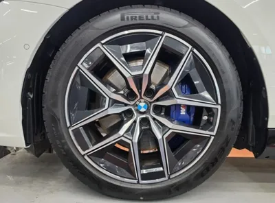 BMW i5 2025, 4566 км, за 74000000 KRW - фото 6