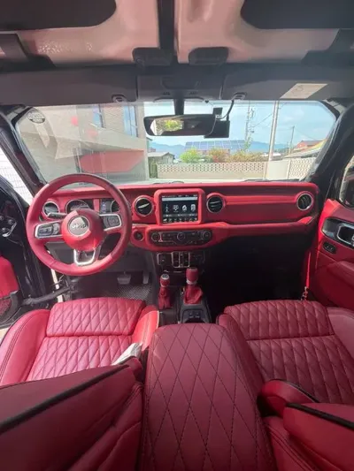 Jeep Wrangler 2021, 28000 км, за 60000000 KRW