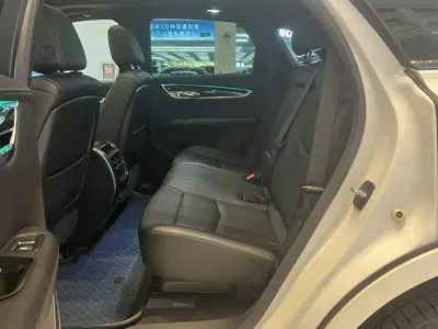 Cadillac XT5 2022, 72000 км, за 131800 CNY