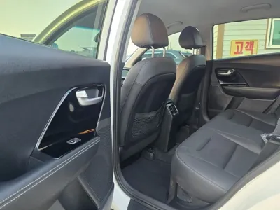 Kia Niro 2021, 39280 км, за 20300000 KRW - фото 16
