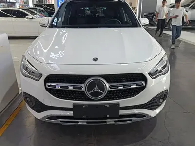 Mercedes-Benz GLA 2021, 80100 км, за 103800 CNY