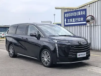 GAC Motor 传祺E8 PHEV 2024, 3000 км, за 153000 CNY