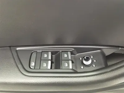 Audi A4L 2018, 86199 км, за 77900 CNY - фото 9