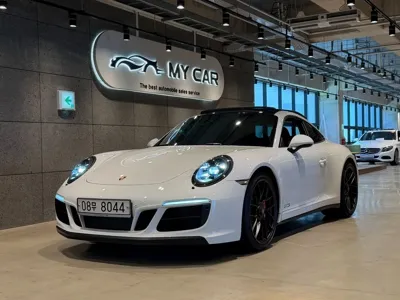 Porsche 911 · 2017 год