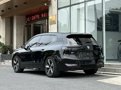 BMW iX 2023, 82000 км, за 189800 CNY