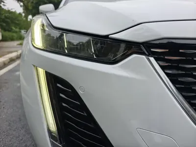Cadillac CT5 2022, 30000 км, за 100000 CNY