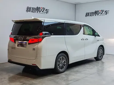 Toyota Vellfire 2022, 38000 км, за 598000 CNY