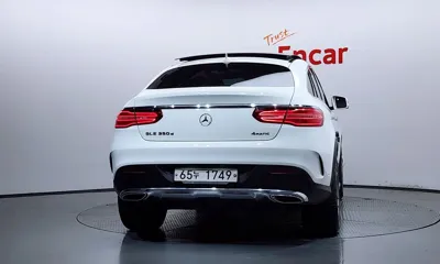 Mercedes-Benz GLE-Class 2017, 139774 км, за 99990000 KRW