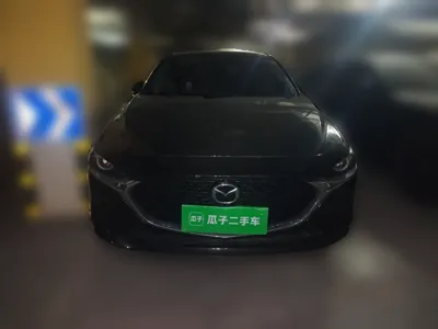 Mazda Mazda 3 Axela 2023, 30099 км, за 87571.44 CNY