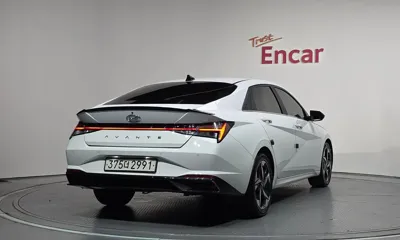Hyundai Avante 2021, 103970 км, за 14990000 KRW