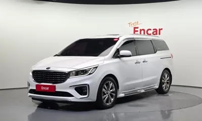 Kia Canival · 2019 год