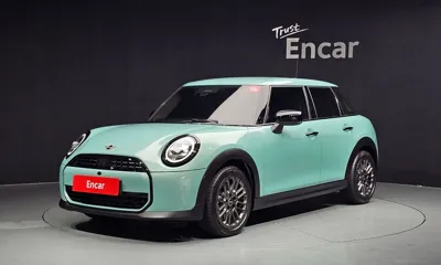 MINI Cooper · 2025 год