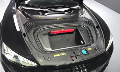 Audi RS e-tron GT 2022, 119365 км, за 69900000 KRW - фото 6