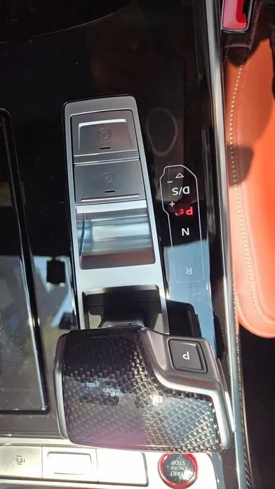 Audi S8 2023, 17932 км, за 139900000 KRW - фото 7