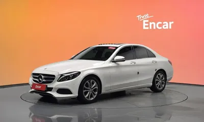 Mercedes-Benz C-Class · 2017 год