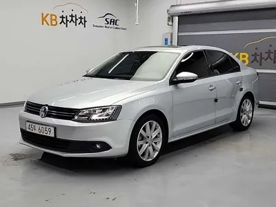 Volkswagen Jetta · 2014 год