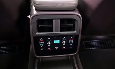 Porsche Taycan 2021, 41328 км, за 106000000 KRW - фото 30