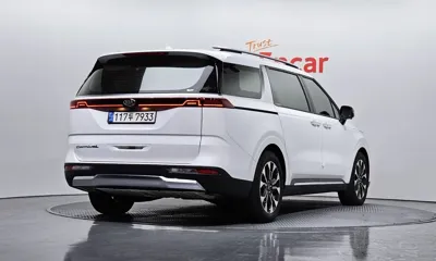 Kia Canival 2021, 32000 км, за 31900000 KRW