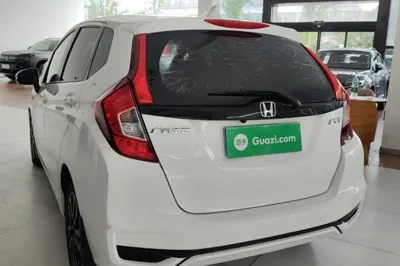Honda Fit 2020, 61300 км, за 54732.6 CNY