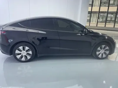 Tesla Model Y 2022, 40000 км, за 94200 CNY - фото 13