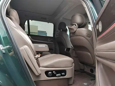 AITO 问界 AITO M9 2024, 22000 км, за 330000 CNY