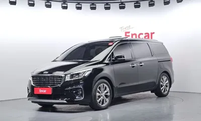 Kia Canival · 2020 год